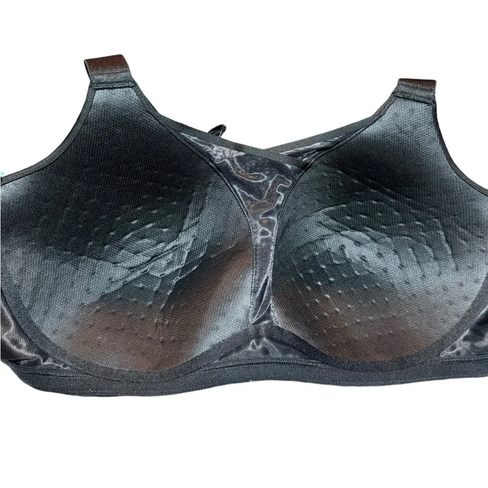 Livi Active Molded No Wire Sports Bra 46 DD